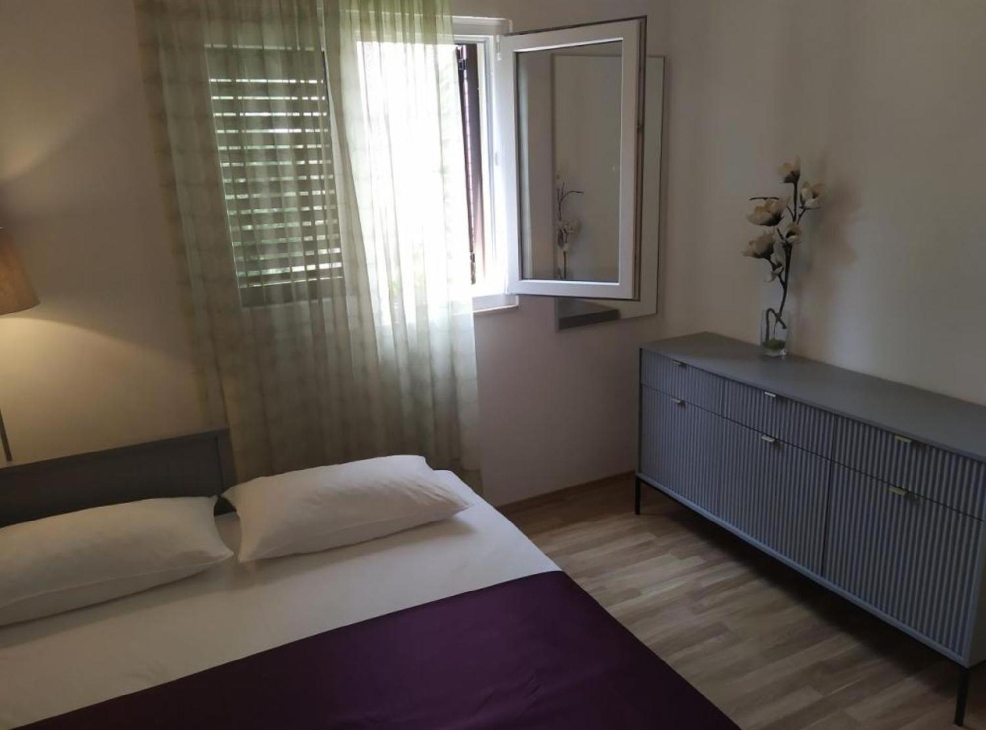 Apartments Roscic Podgora Exterior photo