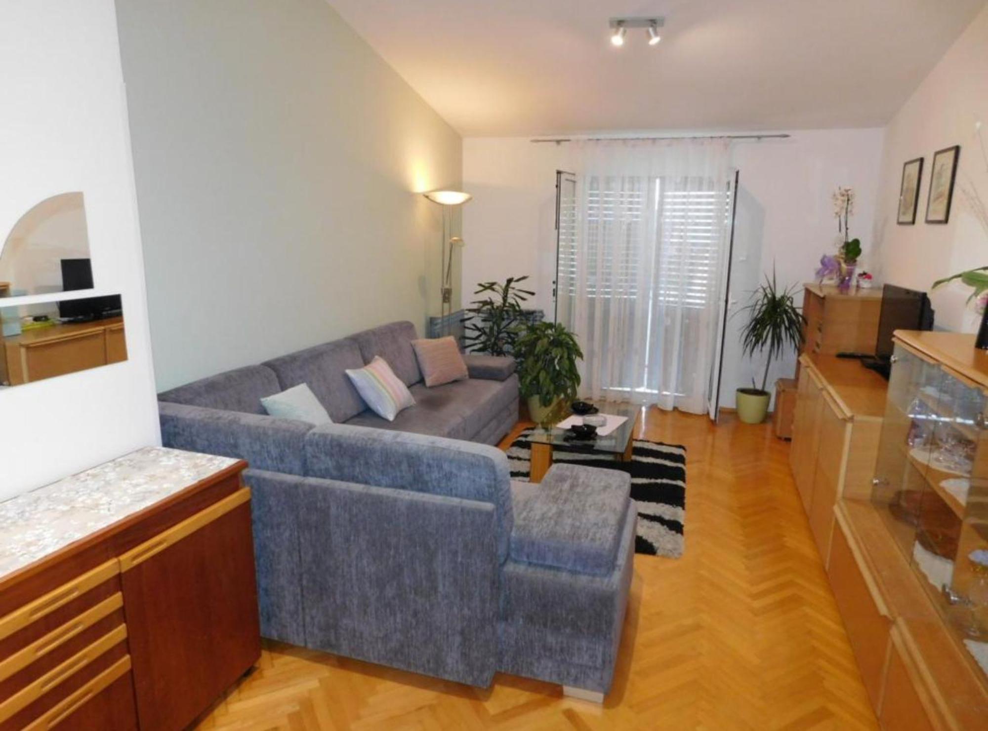 Apartments Roscic Podgora Exterior photo
